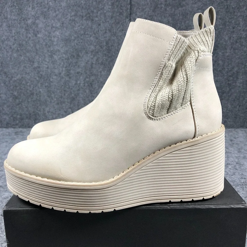Steve Madden Wedge Booties Women's 9 Ivory Faux Leather Paisley Zip Up Boots - Picture 5 of 14